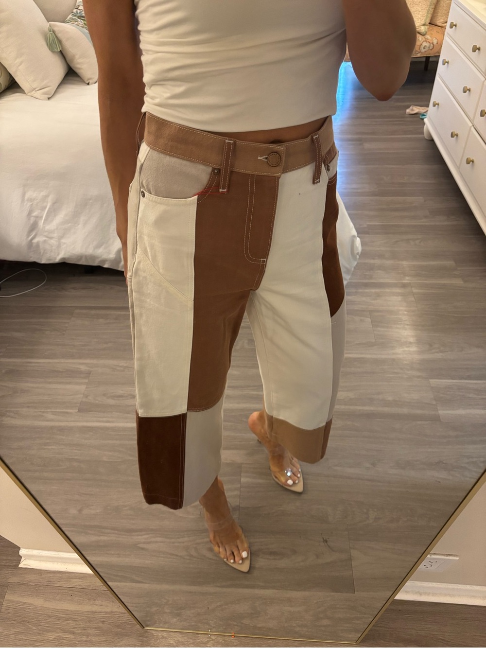 ๐ค Alice + Olivia Sandpile Patchwork Wide-Leg Jeans ๐ค - Picture 2 of 7